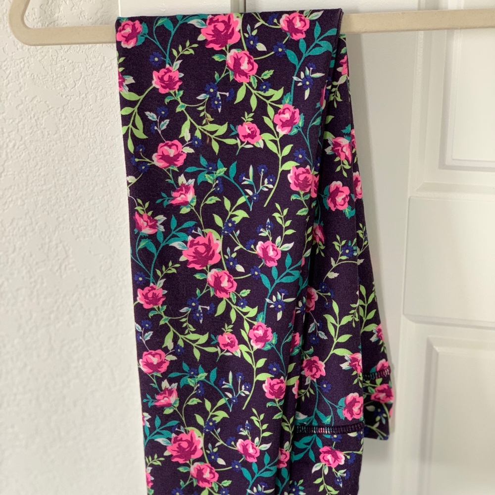 Ivivva floral leggings